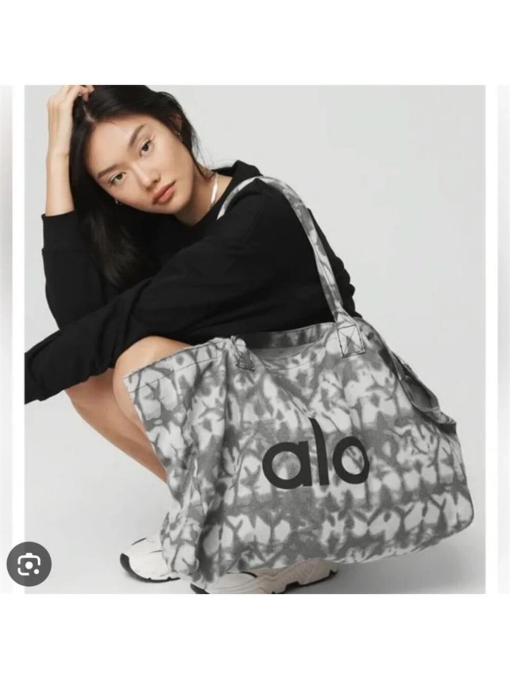 Alo Iconic Shopper Tote Bag NEW & Alo Yoga & Pilates & Fitness Bag - Picture 2 of 3